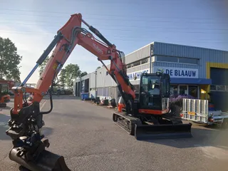 Kubota 8-Tonner — foto 1
