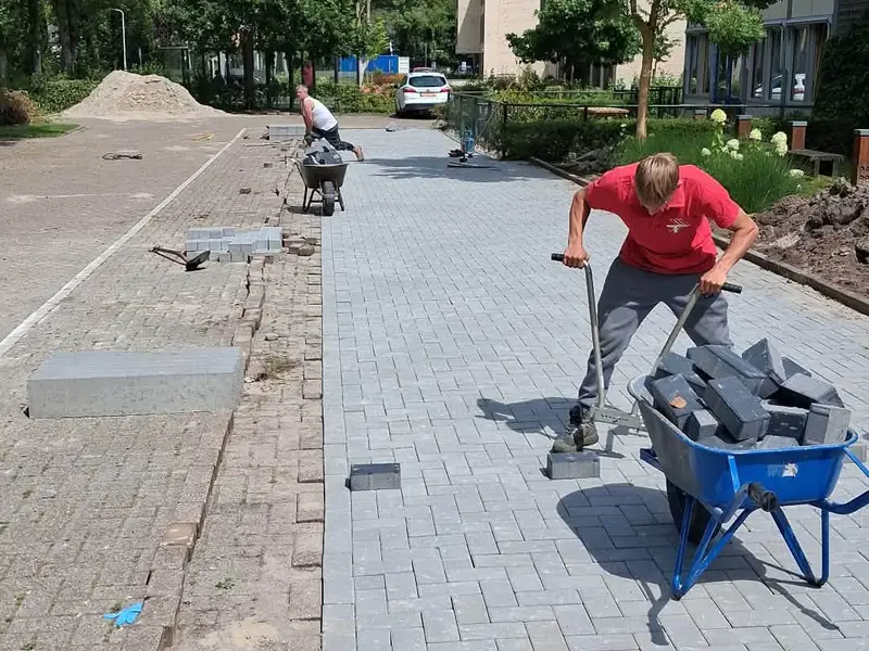 Bestrating en puinwerk — foto 2